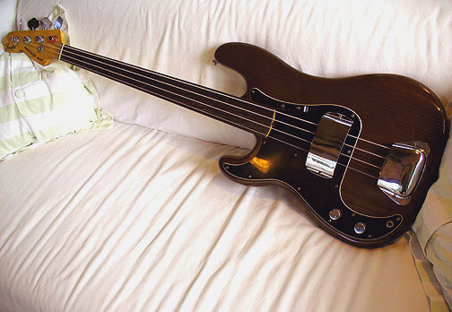 '78 Fender P fretless3.jpg